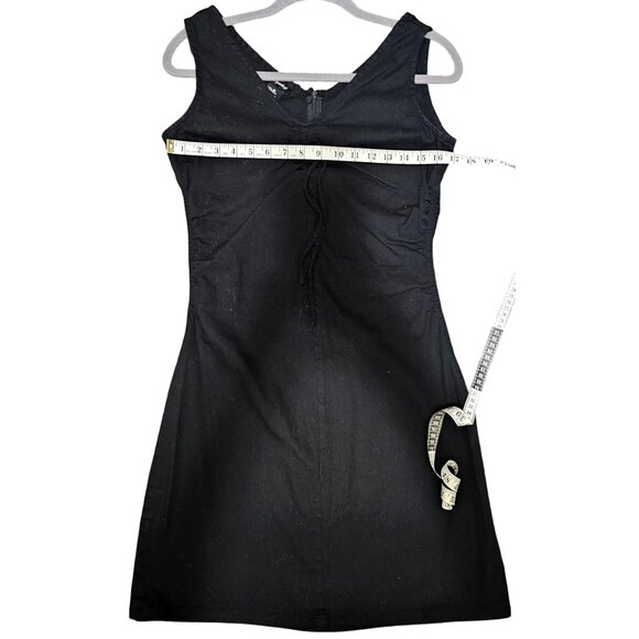 Black Sleeveless V-Neck Sheath Dress With Ruched Front Design & Back Zip Closure - Picture 9 of 9